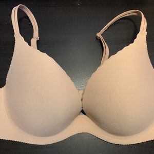 Victoria's Secret Teeshirt Bra
